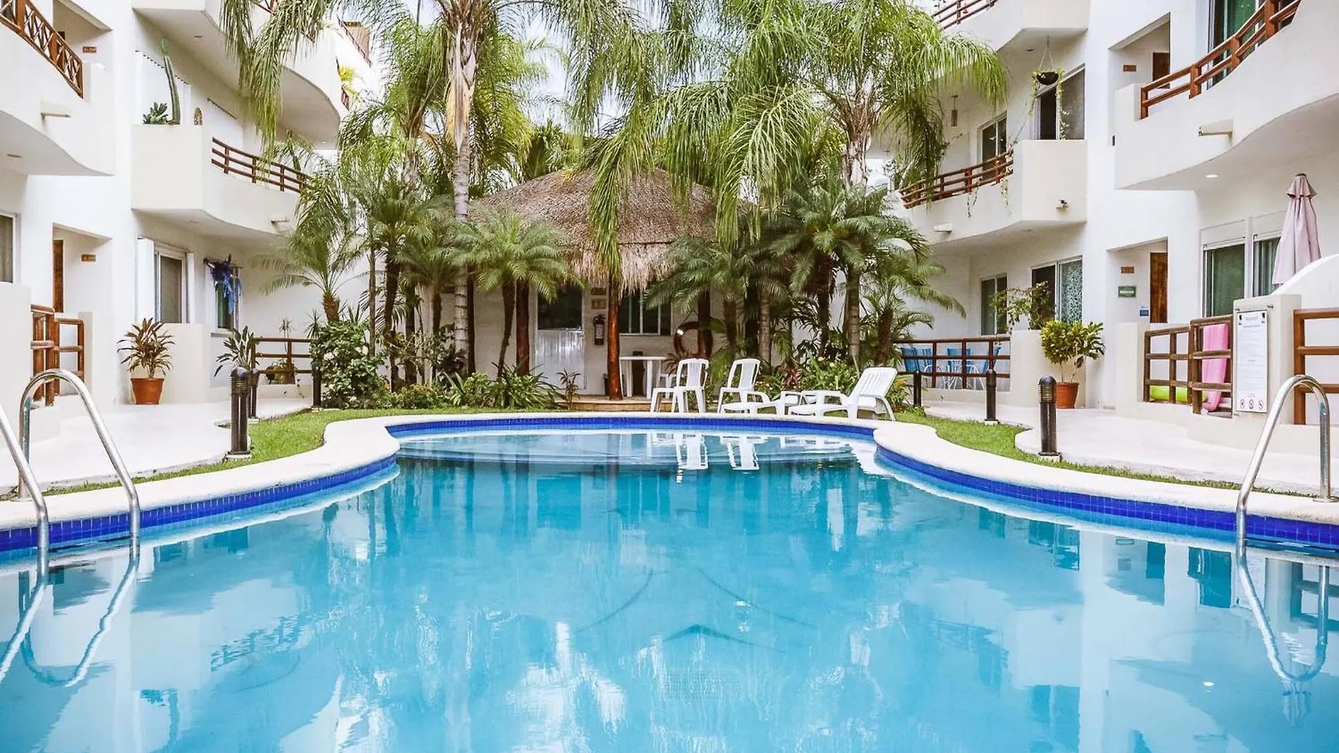 Casa vacanze Modern Penthouse With 2 Bedrooms & Pool - Exquisite Bargain Priced - At Margaritas II Playa del Carmen